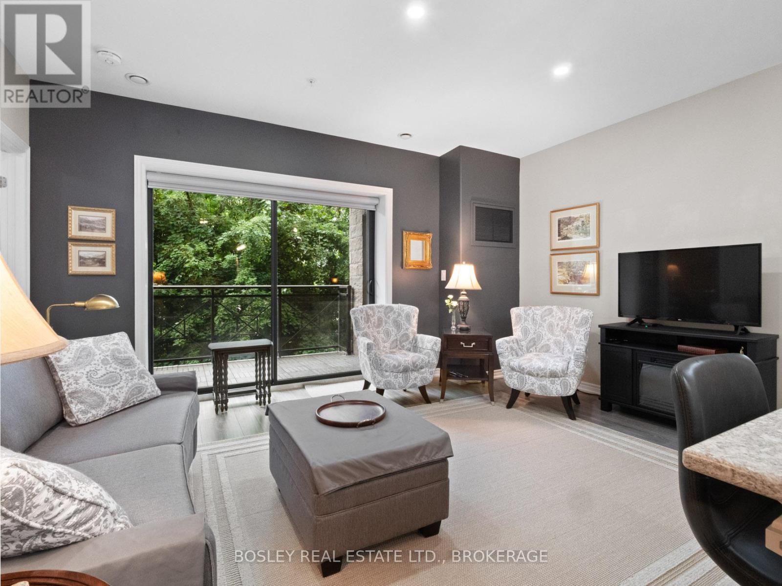 Photo 13 of 202 379 Scott Street, St Catharines ON