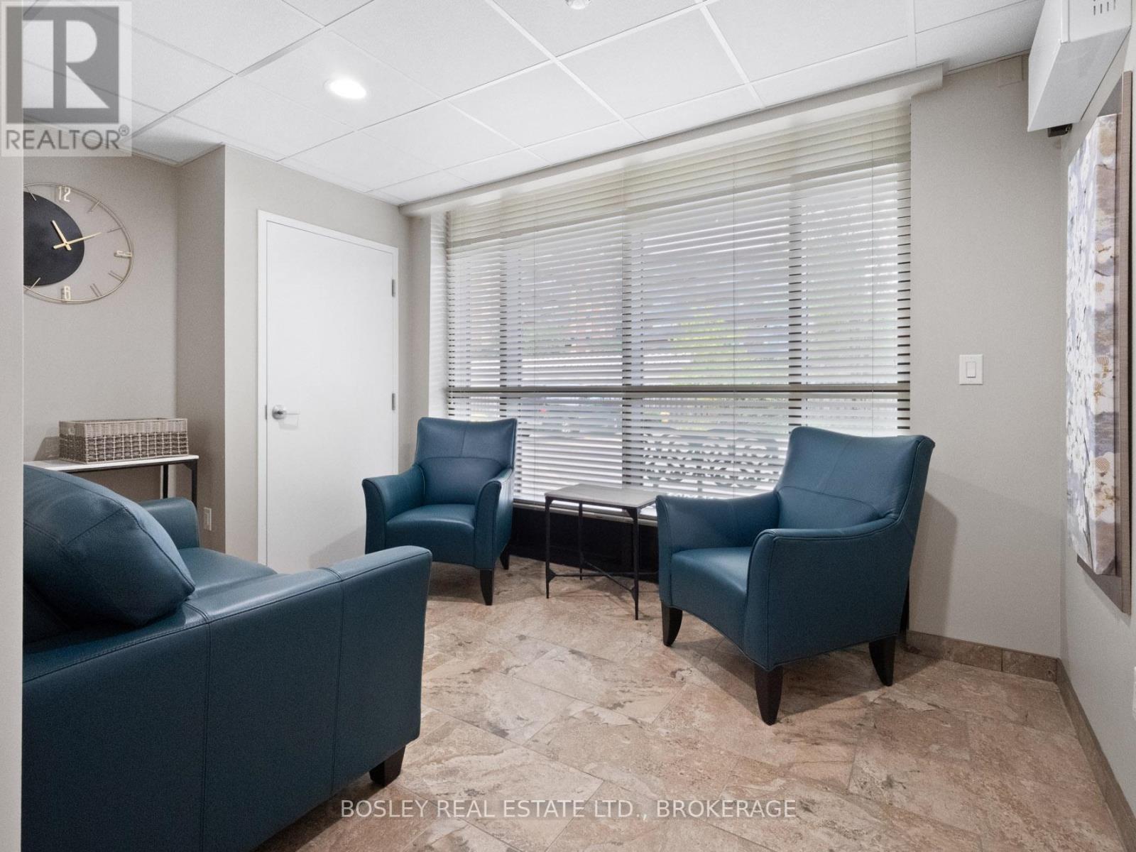 Photo 29 of 202 379 Scott Street, St Catharines ON