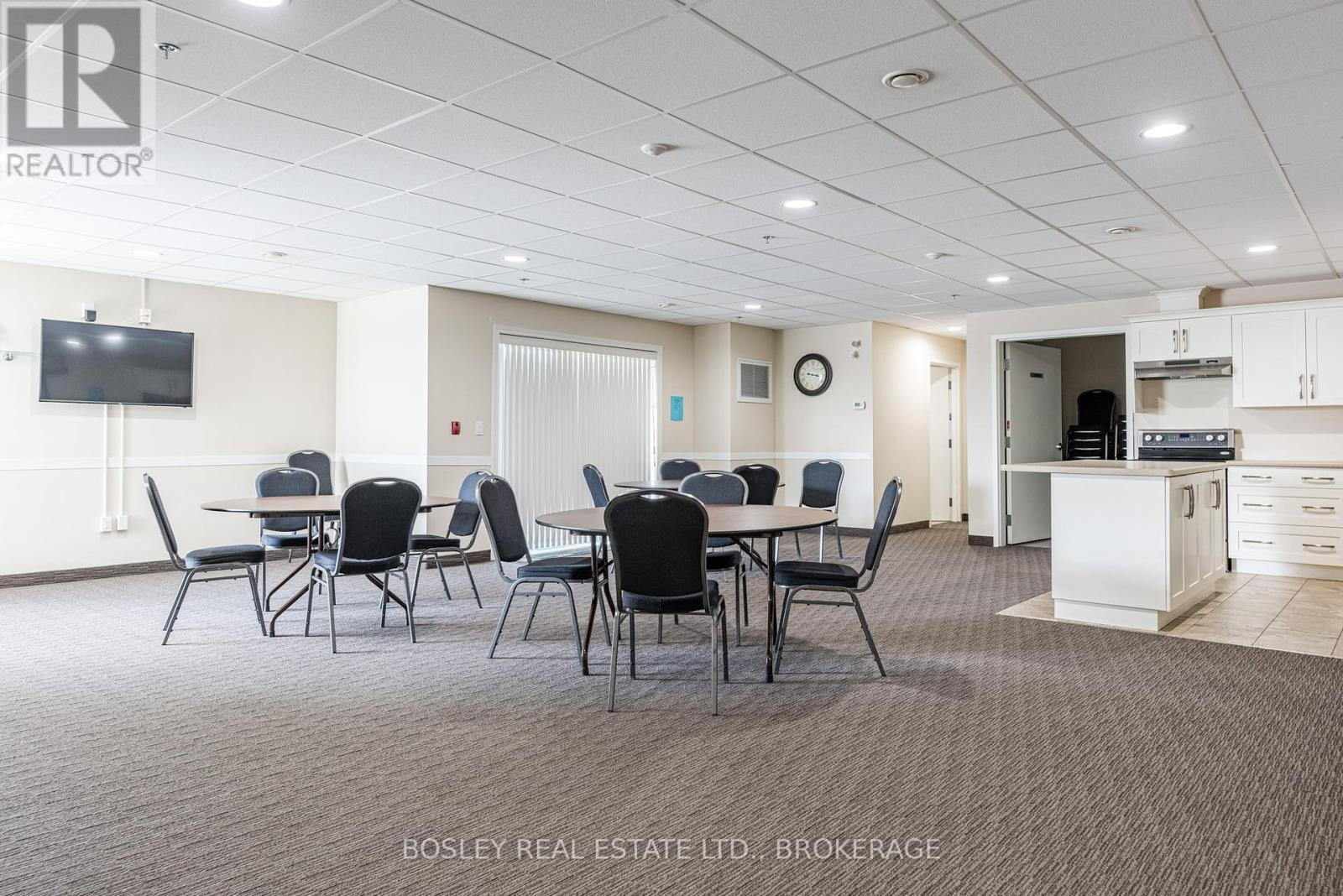 Photo 41 of 202 379 Scott Street, St Catharines ON