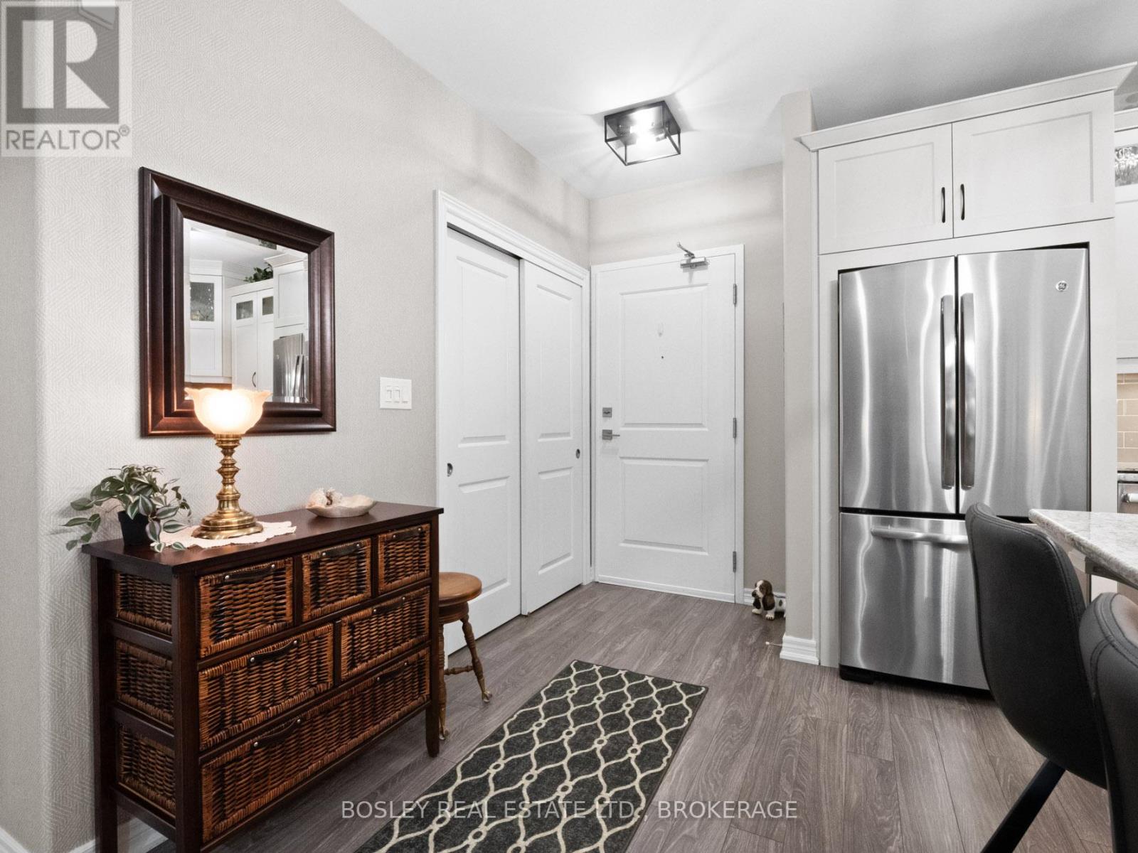 Photo 8 of 202 379 Scott Street, St Catharines ON