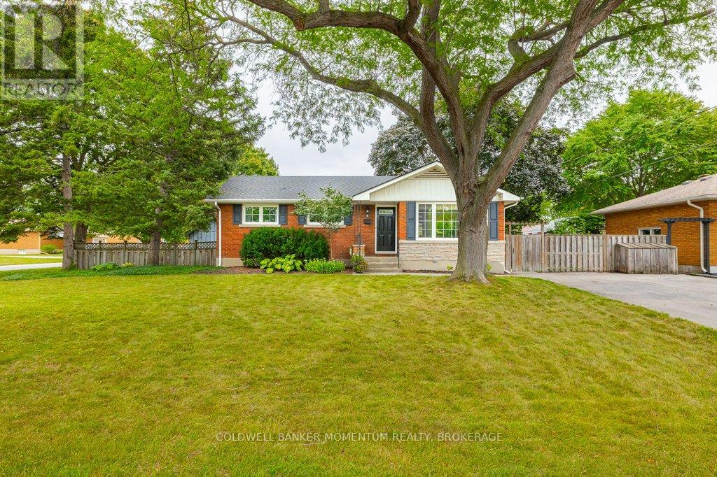 Photo 1 of 4 Appelby Drive, St Catharines ON