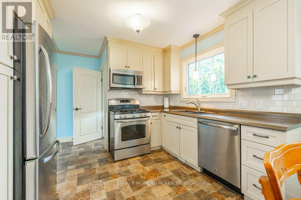 Photo 19 of 4 Appelby Drive, St Catharines ON