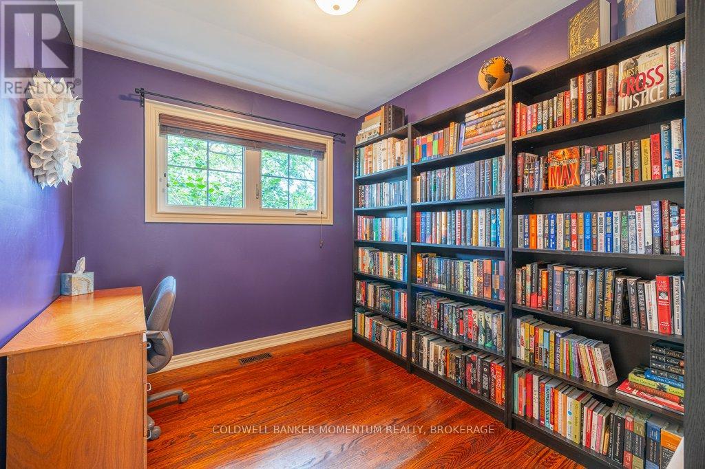 Photo 23 of 4 Appelby Drive, St Catharines ON