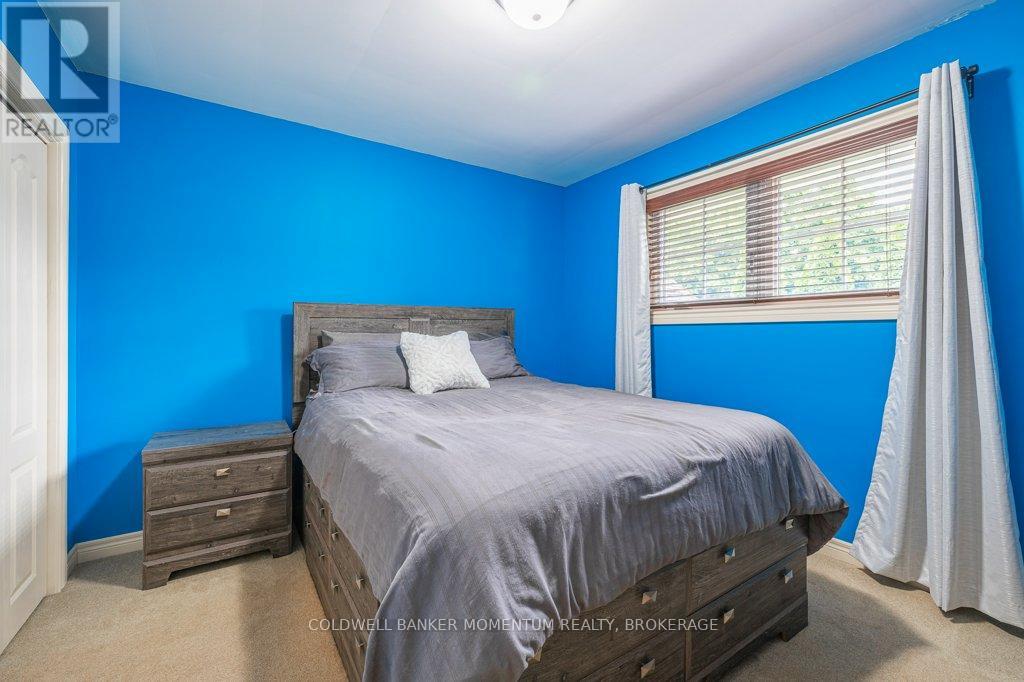 Photo 25 of 4 Appelby Drive, St Catharines ON