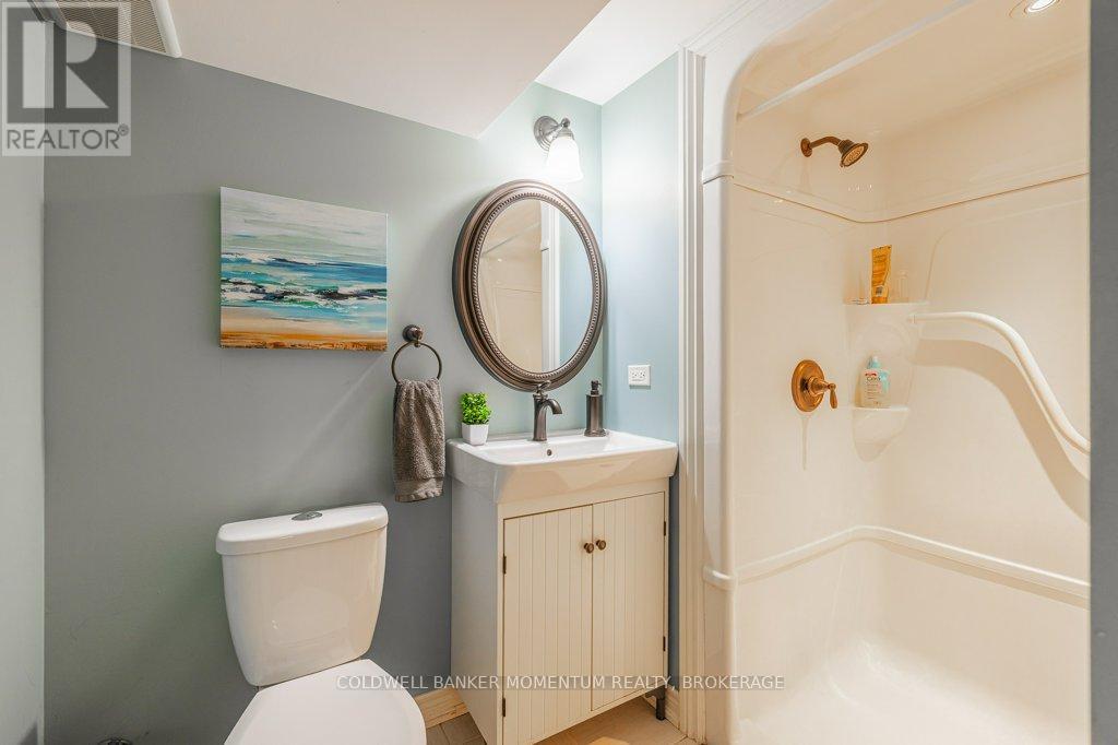 Photo 32 of 4 Appelby Drive, St Catharines ON