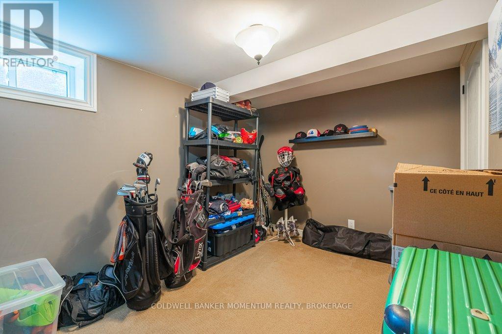Photo 34 of 4 Appelby Drive, St Catharines ON