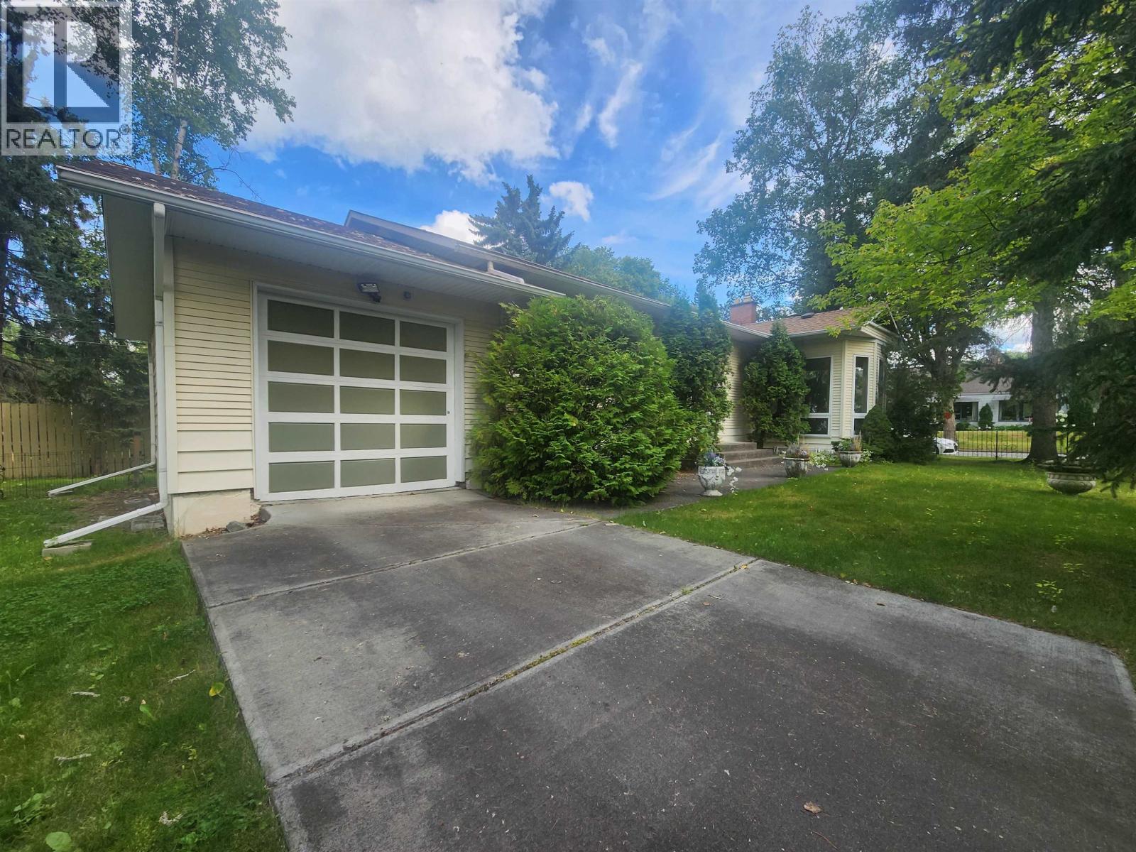 Photo 38 of 1591 Cedar Street, Prince George BC