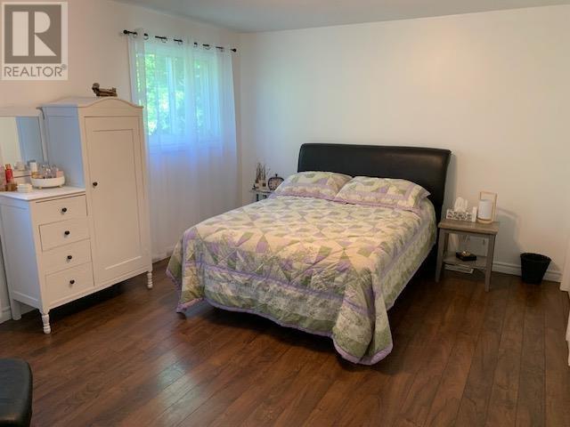 Photo 15 of 27 Chestnut St, Sault Ste Marie ON