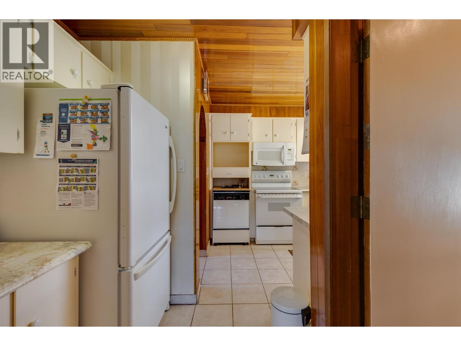 Photo 15 of 1591 Cedar Street, Prince George BC