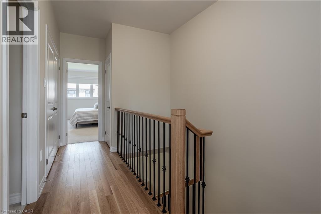 Photo 13 of 1407 Oakmont Common, Burlington ON