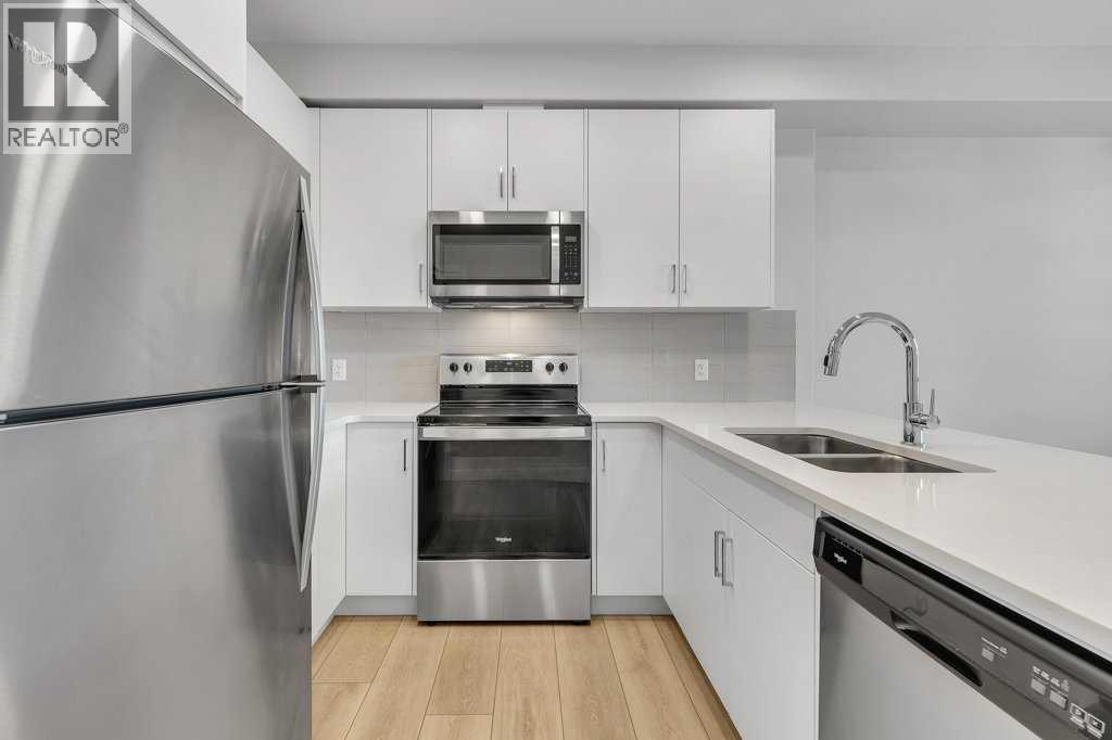 Photo 10 of 316 55 Wolf Hollow Crescent Se, Calgary AB