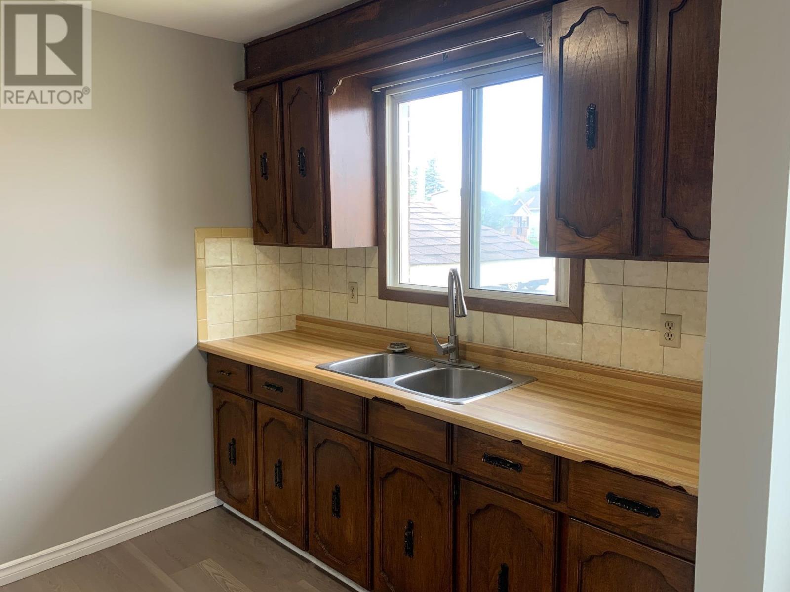 Photo 11 of 324 Korah Rd, Sault Ste Marie ON