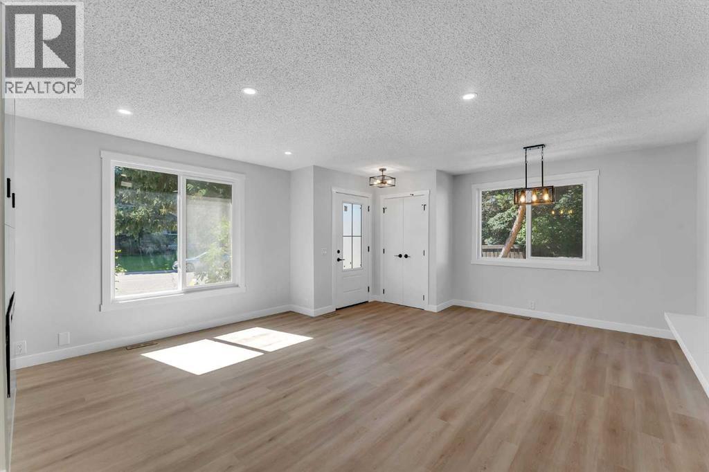 Single Family House 4 Level for Sale in  Ranchview Road NW Ranchlands Calgary 
