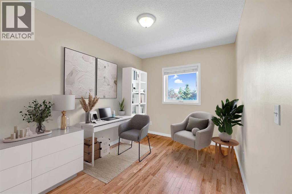 Single Family House for Sale in  Regal Park NE Renfrew Calgary 