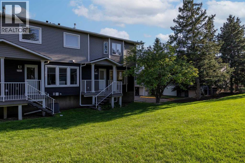 Single Family House for Sale in  Regal Park NE Renfrew Calgary 