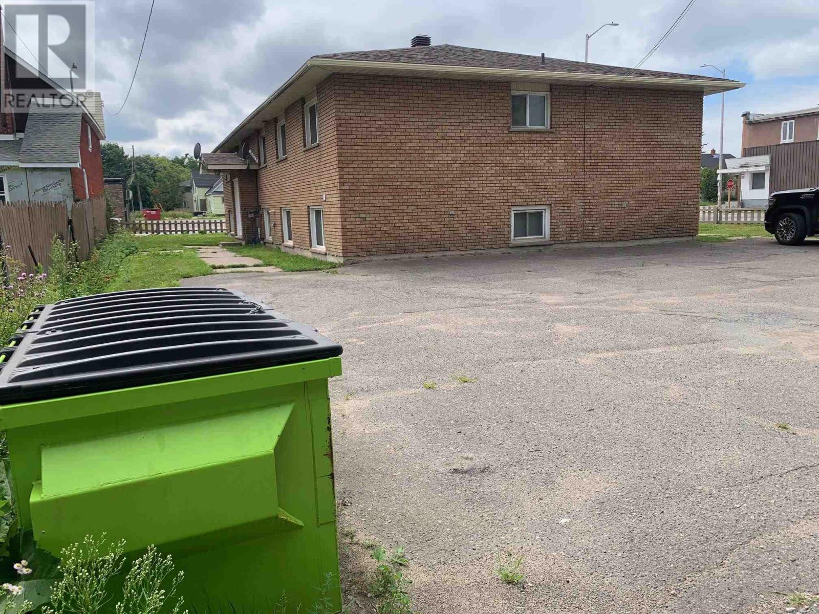 Photo 4 of 324 Korah Rd, Sault Ste Marie ON