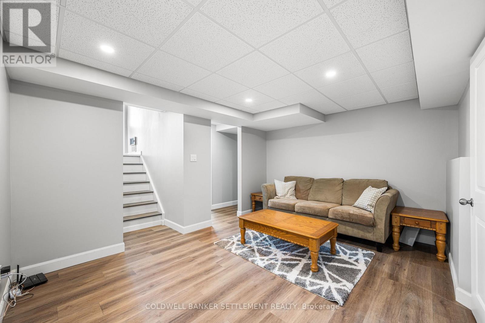 Photo 27 of 269 Sunset Drive, Drummond North Elmsley ON