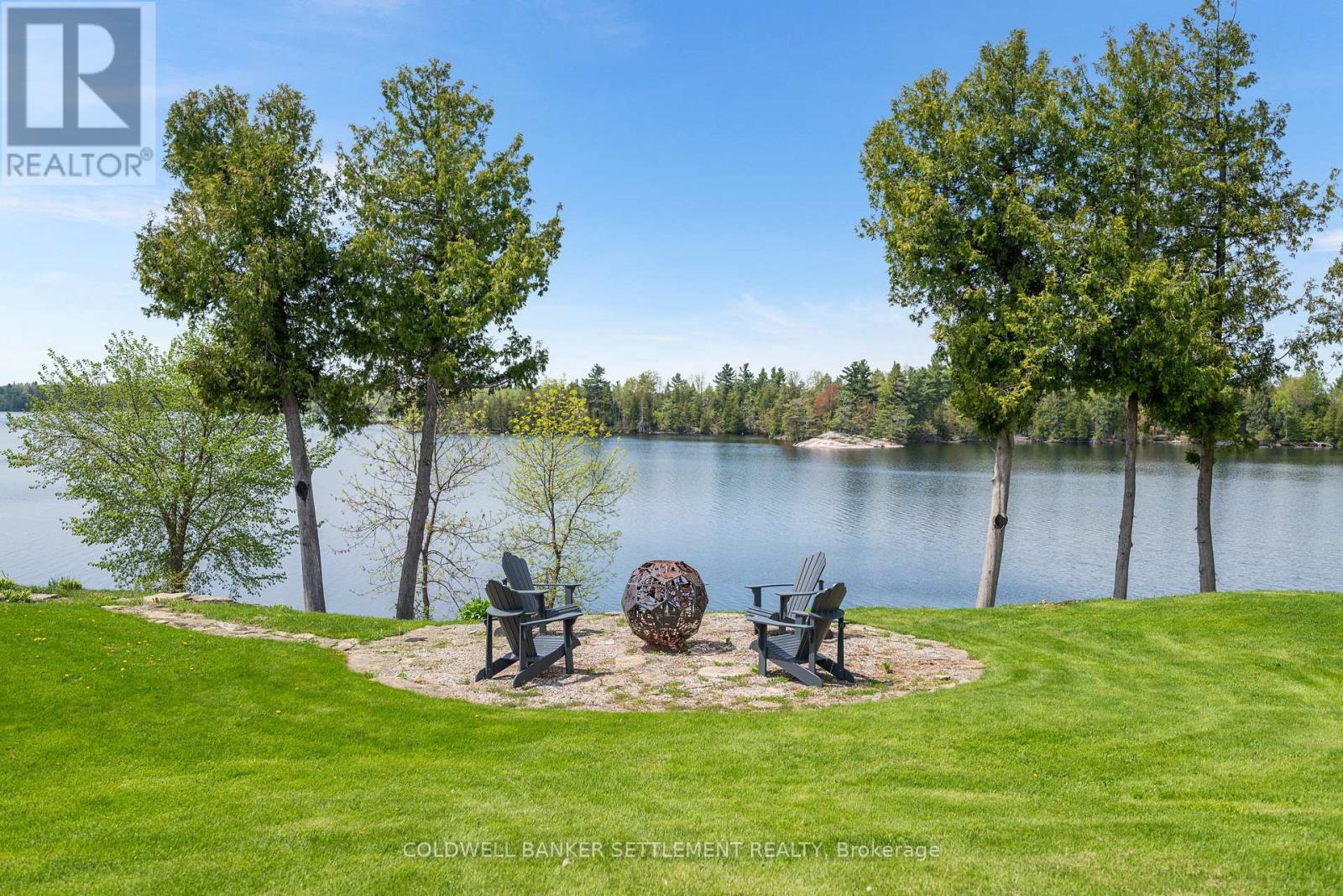 Photo 3 of 269 Sunset Drive, Drummond North Elmsley ON