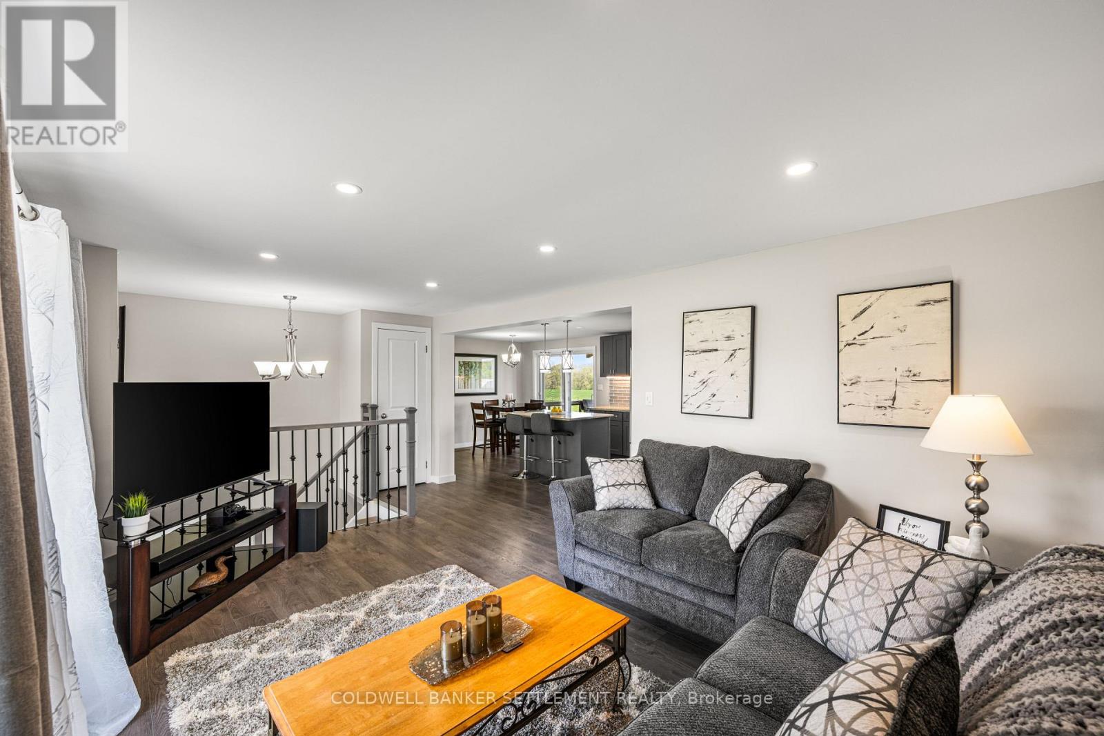 Photo 7 of 269 Sunset Drive, Drummond North Elmsley ON