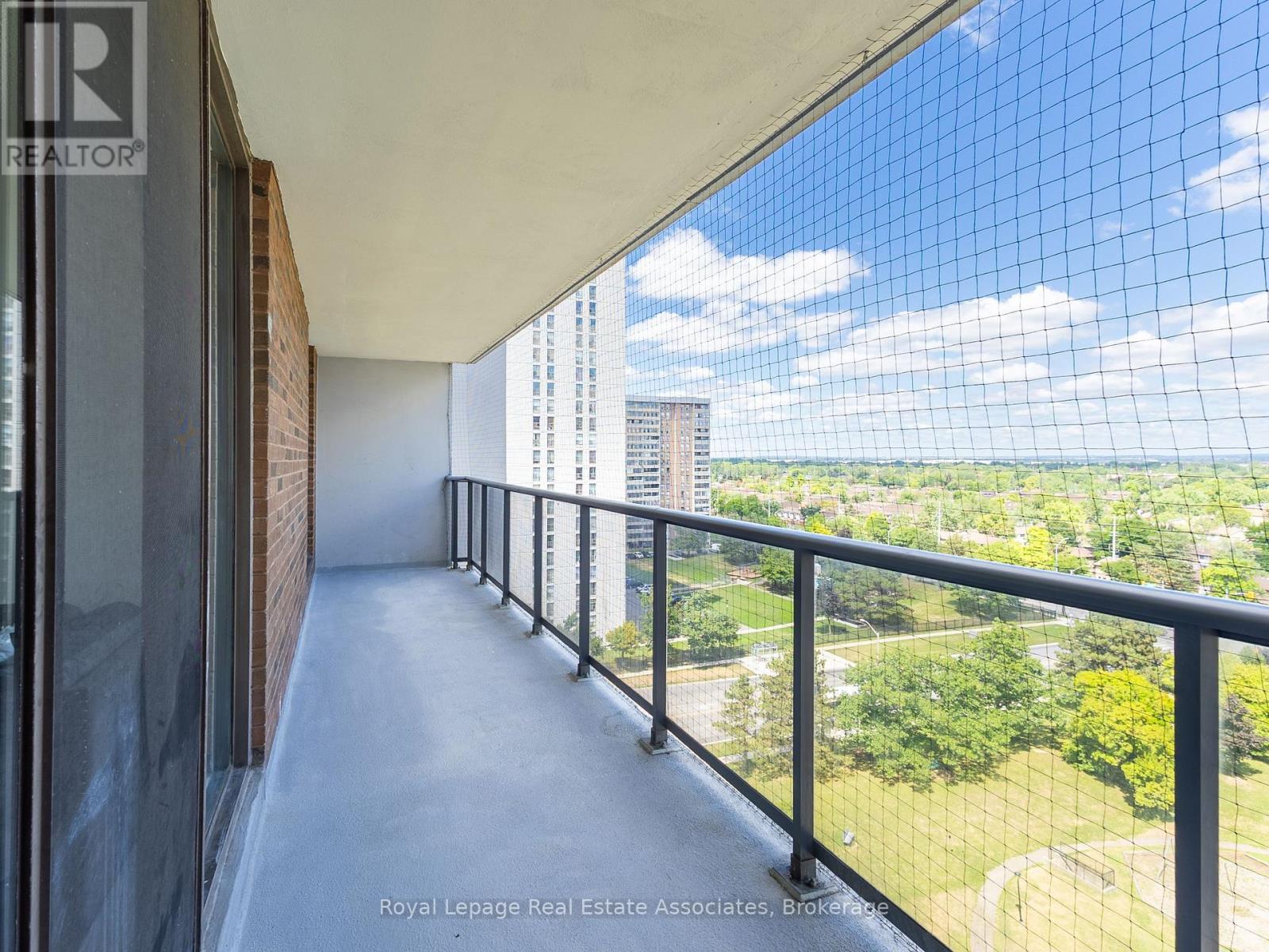 Photo 28 of 1205 17 Knightsbridge Road, Brampton ON