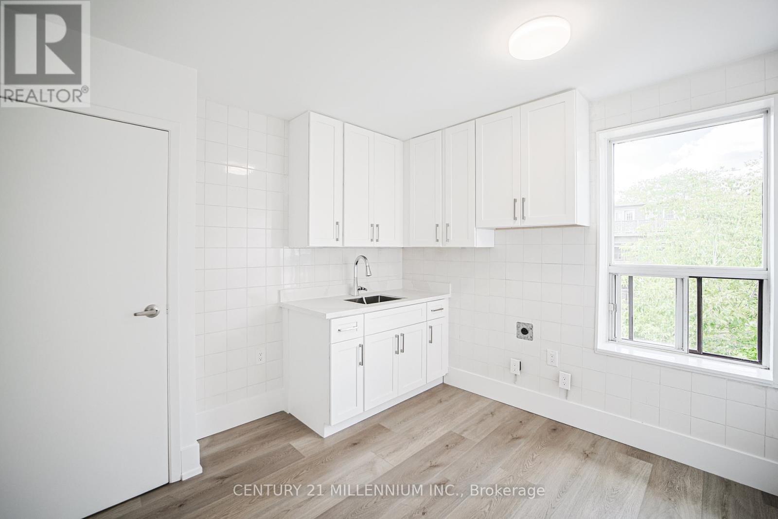 Photo 20 of 136 Mavety Street, Toronto ON