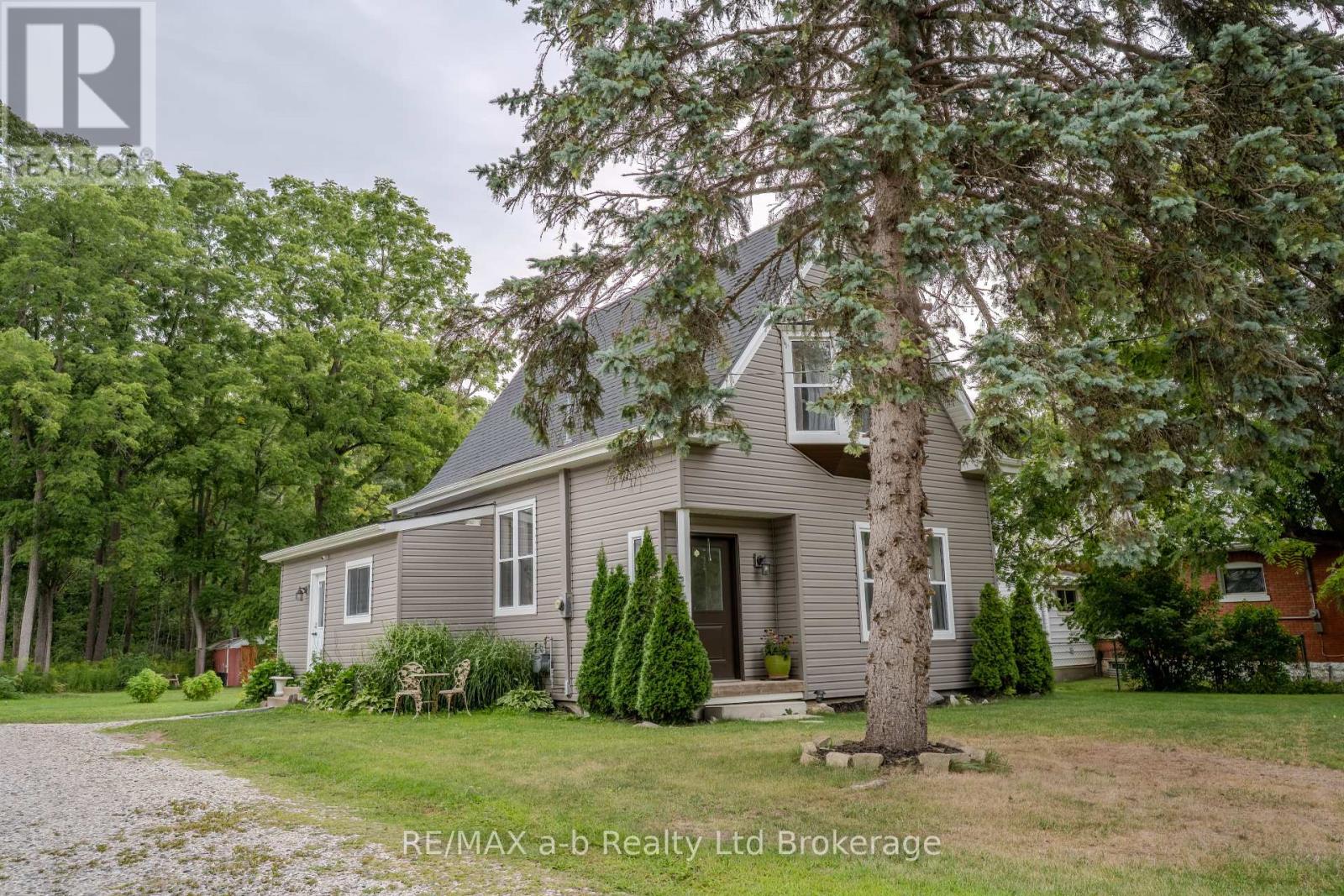 Photo 1 of 14 Old Vienna Road, Tillsonburg ON