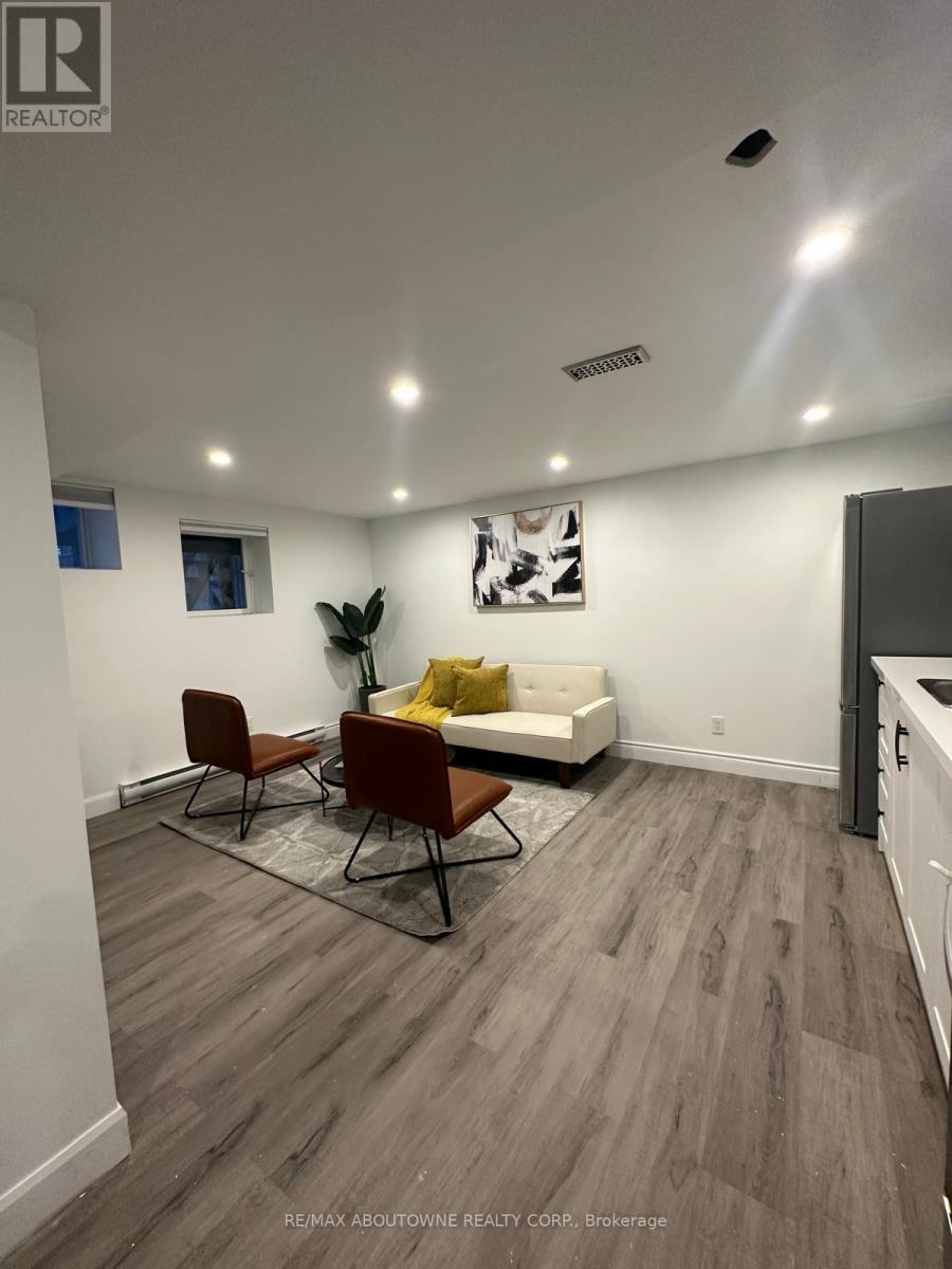 Photo 5 of Lower 66 Wellington Street S, Hamilton ON