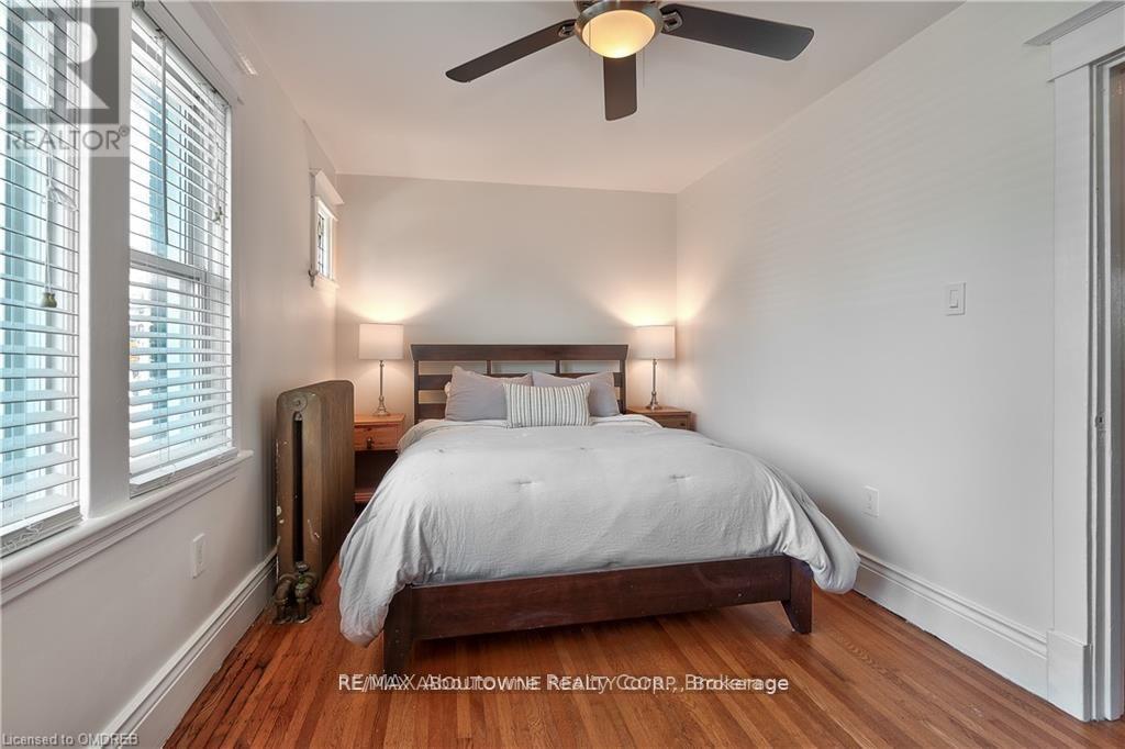 Photo 11 of 23 Ottawa Street S, Hamilton ON