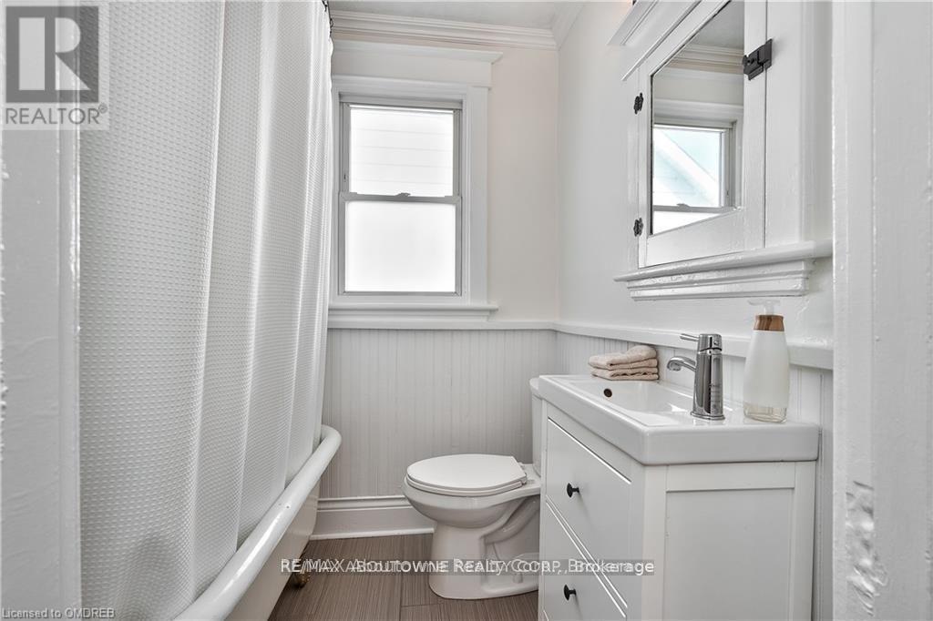 Photo 12 of 23 Ottawa Street S, Hamilton ON
