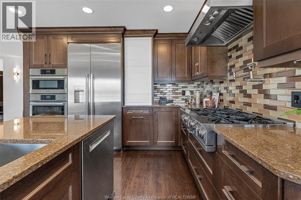 Photo 18 of 4520 Centre Lake Drive, Windsor ON