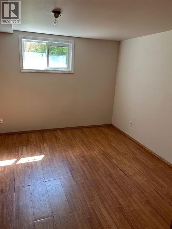 Single Family House Bungalow for Sale in   Street S Victoria Park Lethbridge 