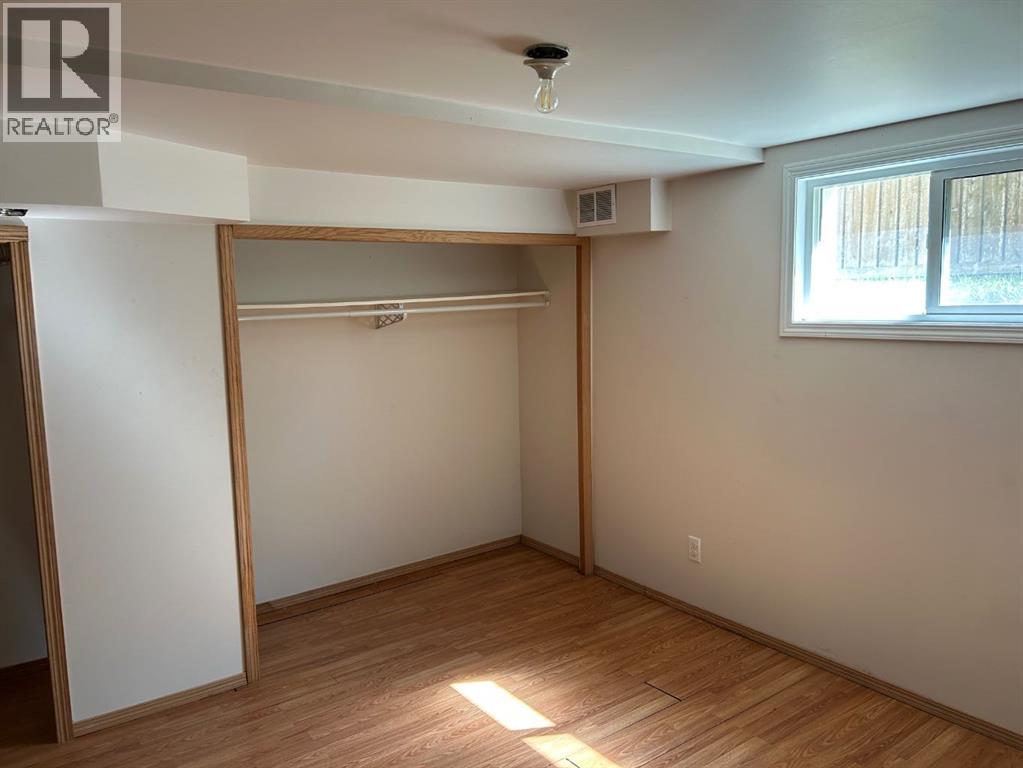 Single Family House Bungalow for Sale in   Street S Victoria Park Lethbridge 