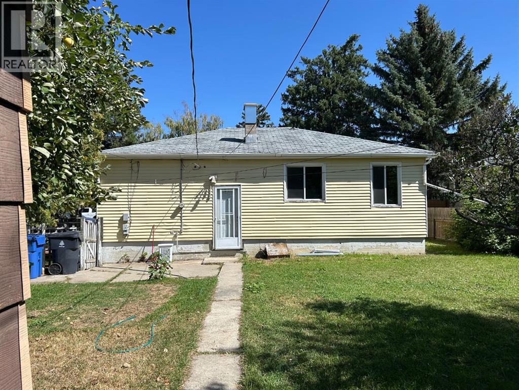 Single Family House Bungalow for Sale in   Street S Victoria Park Lethbridge 