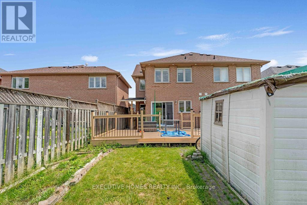 Photo 50 of 7610 Black Walnut Trail, Mississauga ON