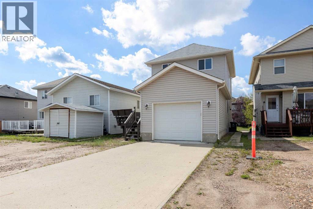 274 Thrush Street, Fort McMurray