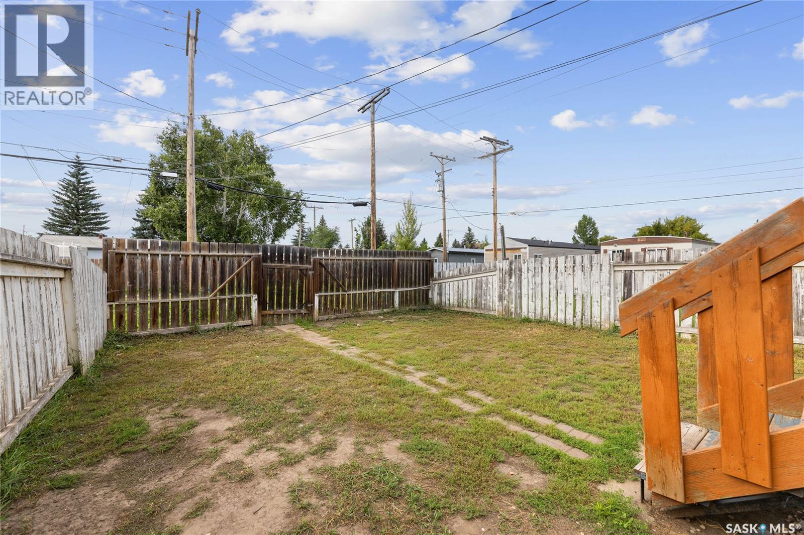 Photo 21 of 210 Hedley Street, Saskatoon SK