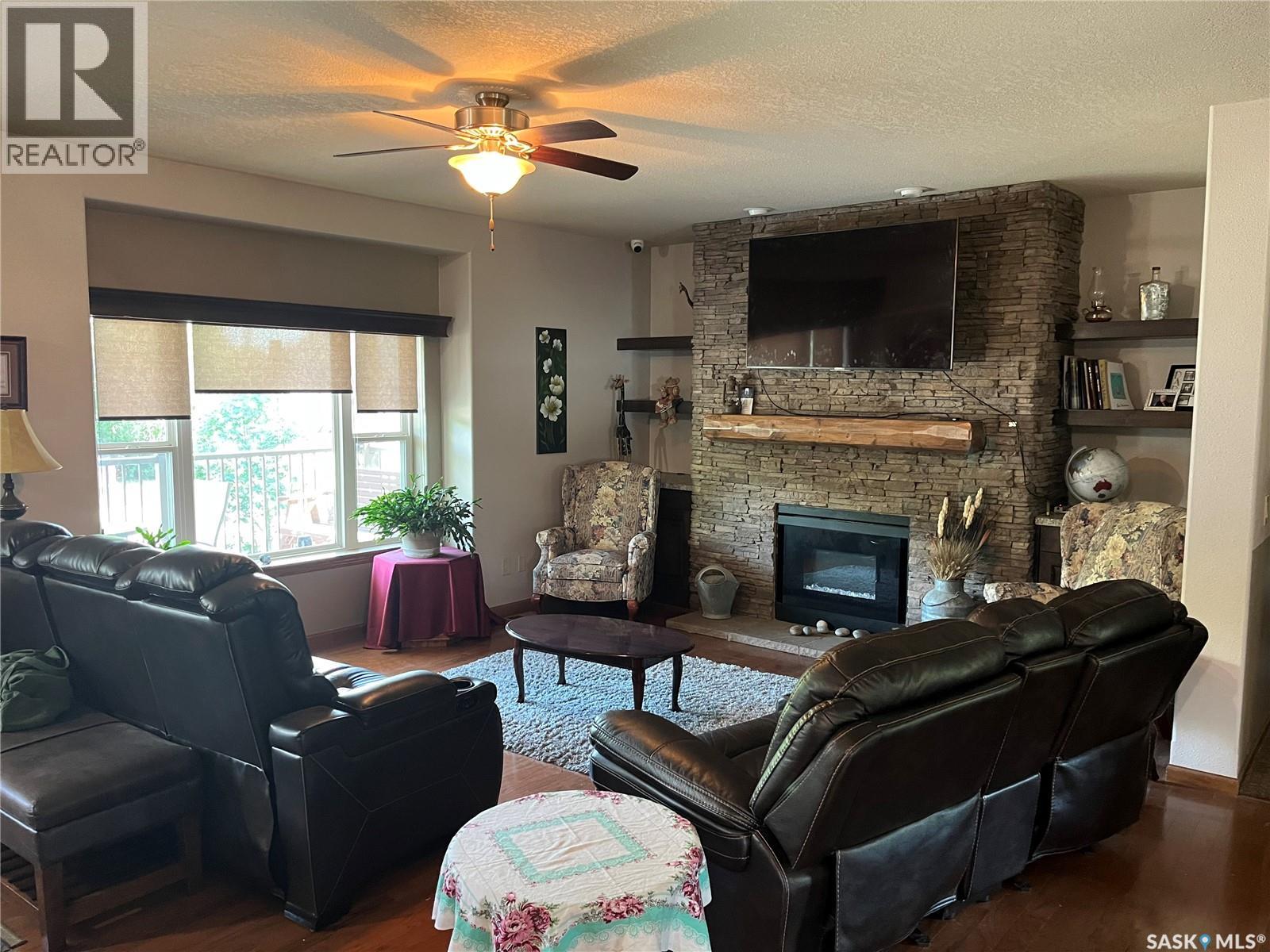 105 JIM HEADINGTON WAY - 12