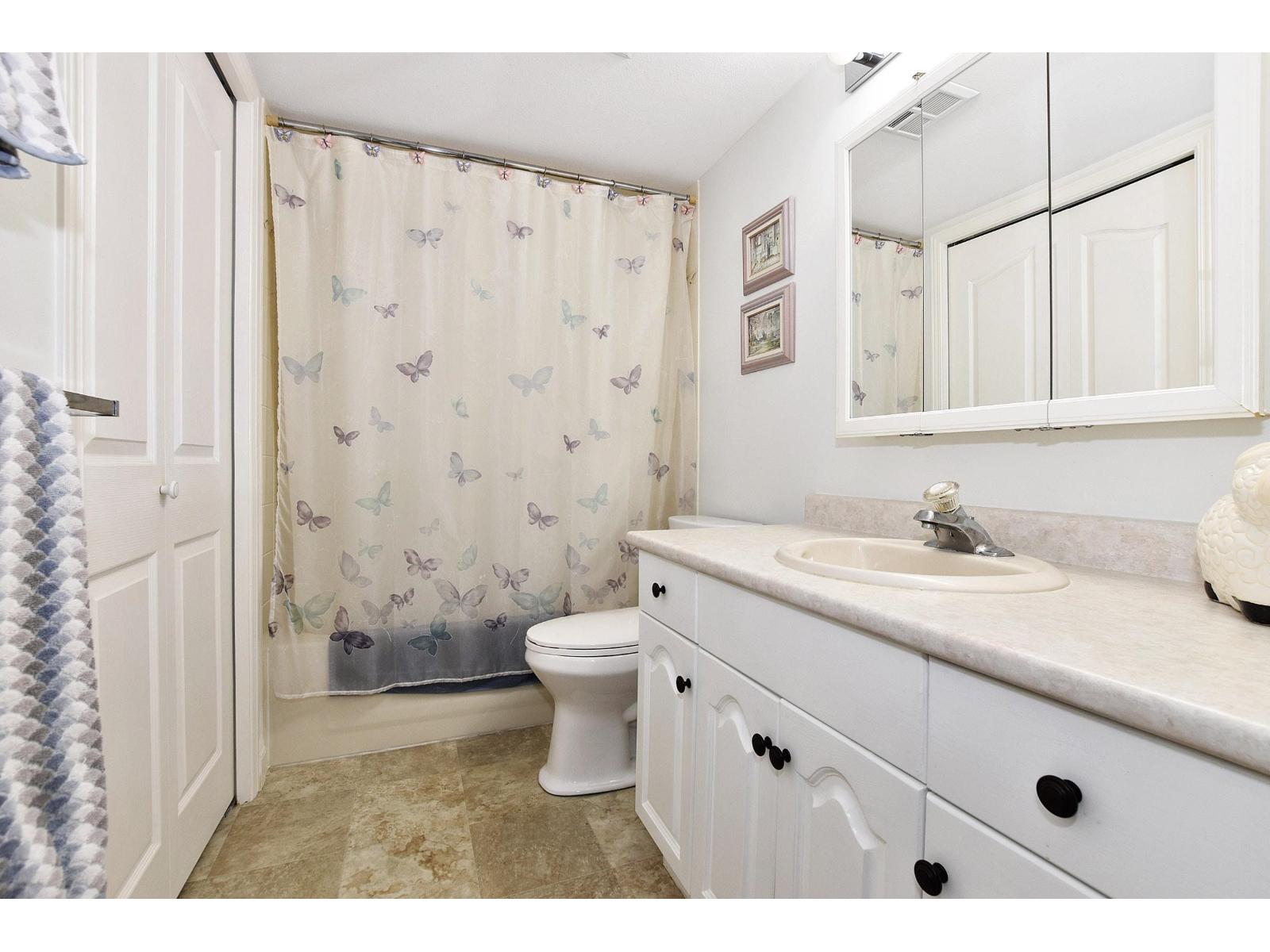 Photo 18 of 208 2626 Countess Street, Abbotsford BC