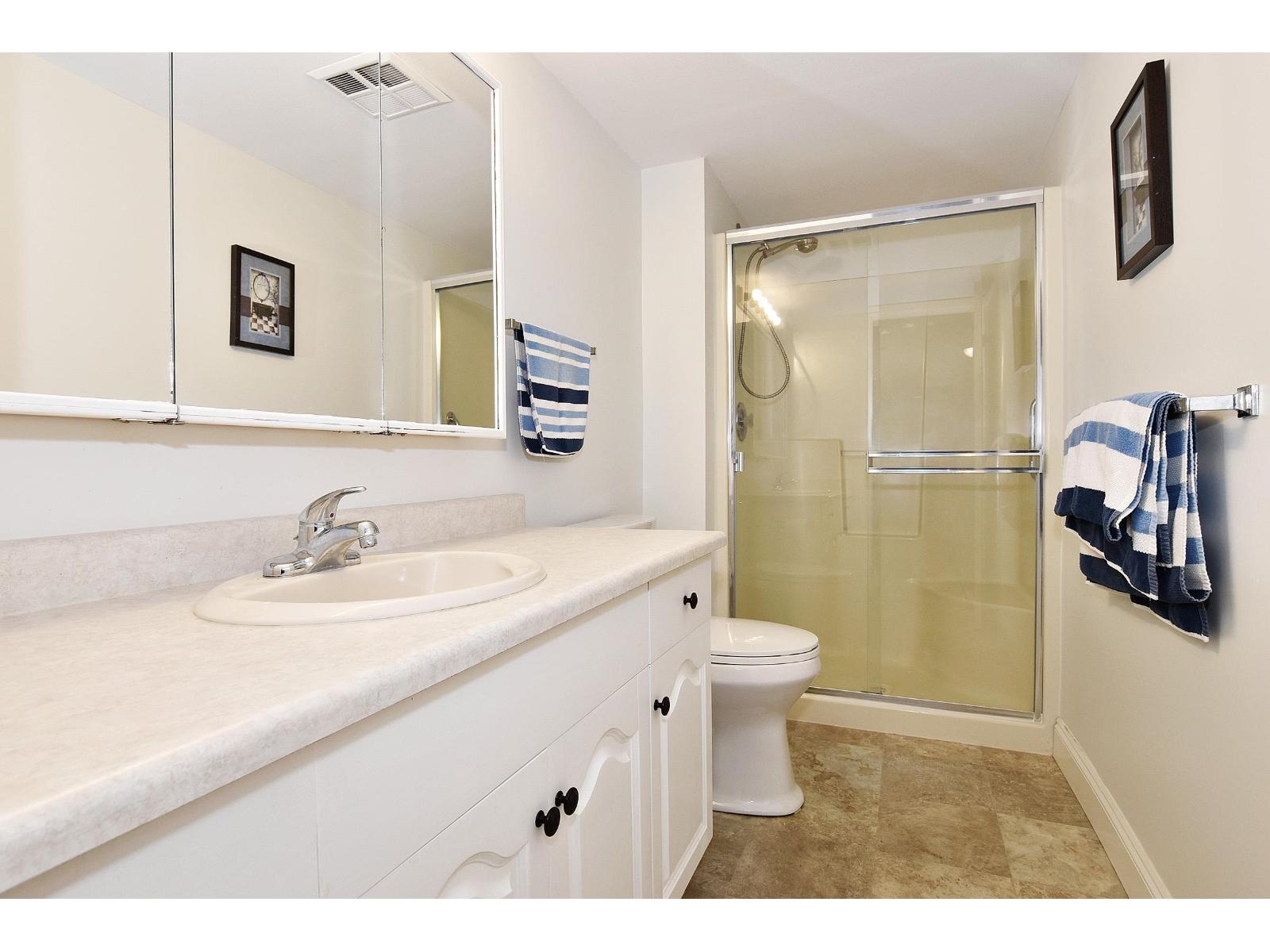 Photo 16 of 208 2626 Countess Street, Abbotsford BC