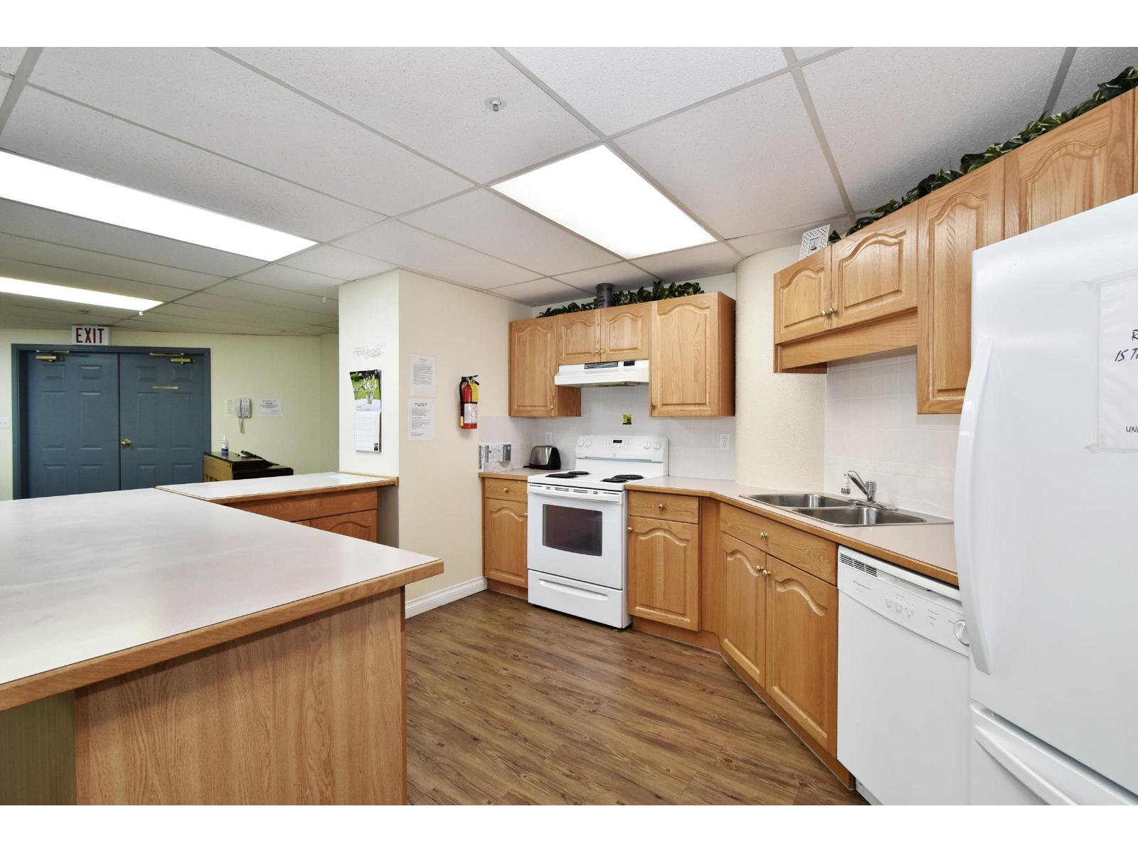 Photo 21 of 208 2626 Countess Street, Abbotsford BC