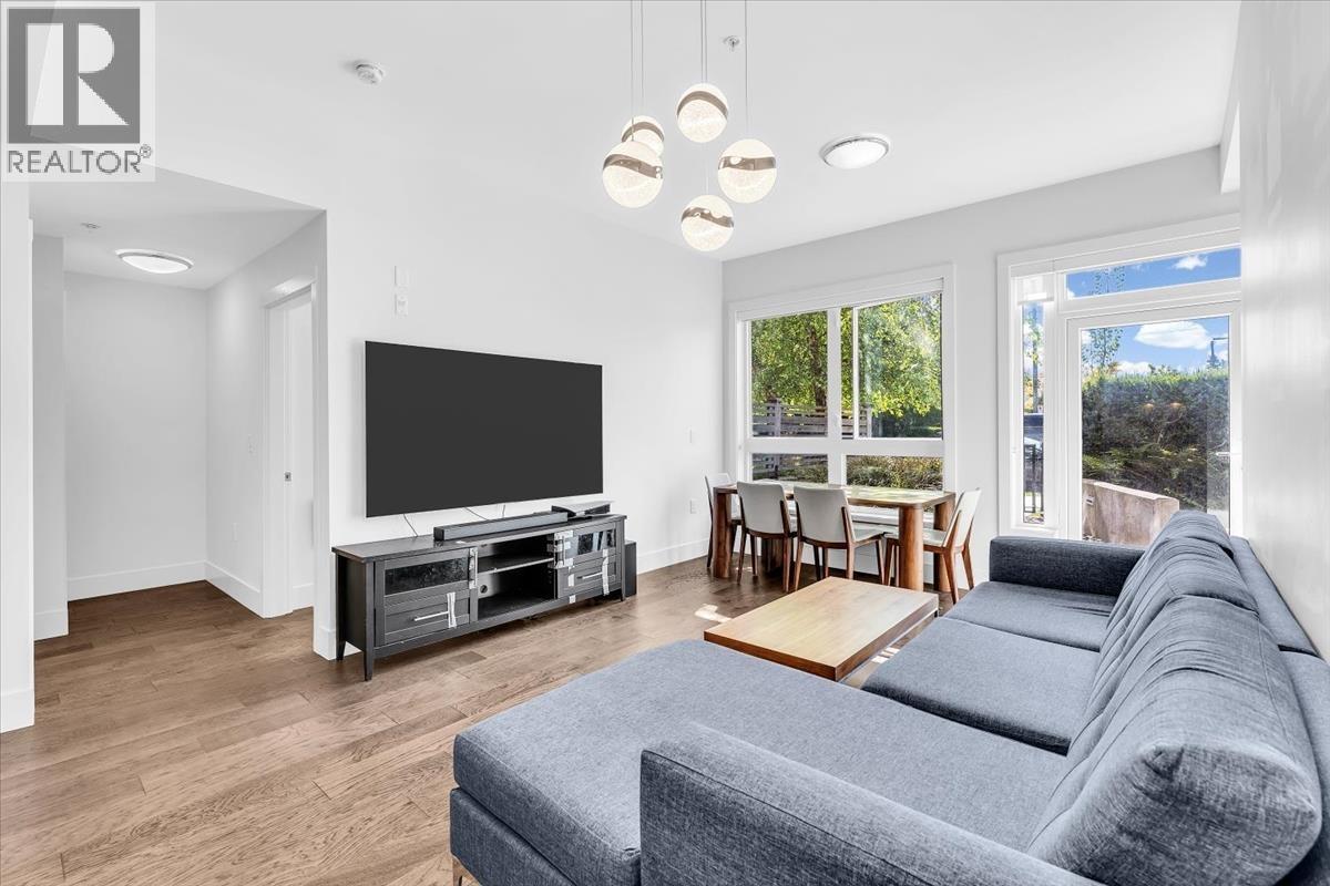 Photo 3 of 101 7878 Granville Street, Vancouver BC