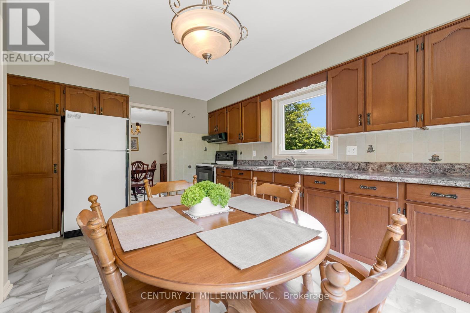 Photo 38 of 40764 Forks Road, Wainfleet ON