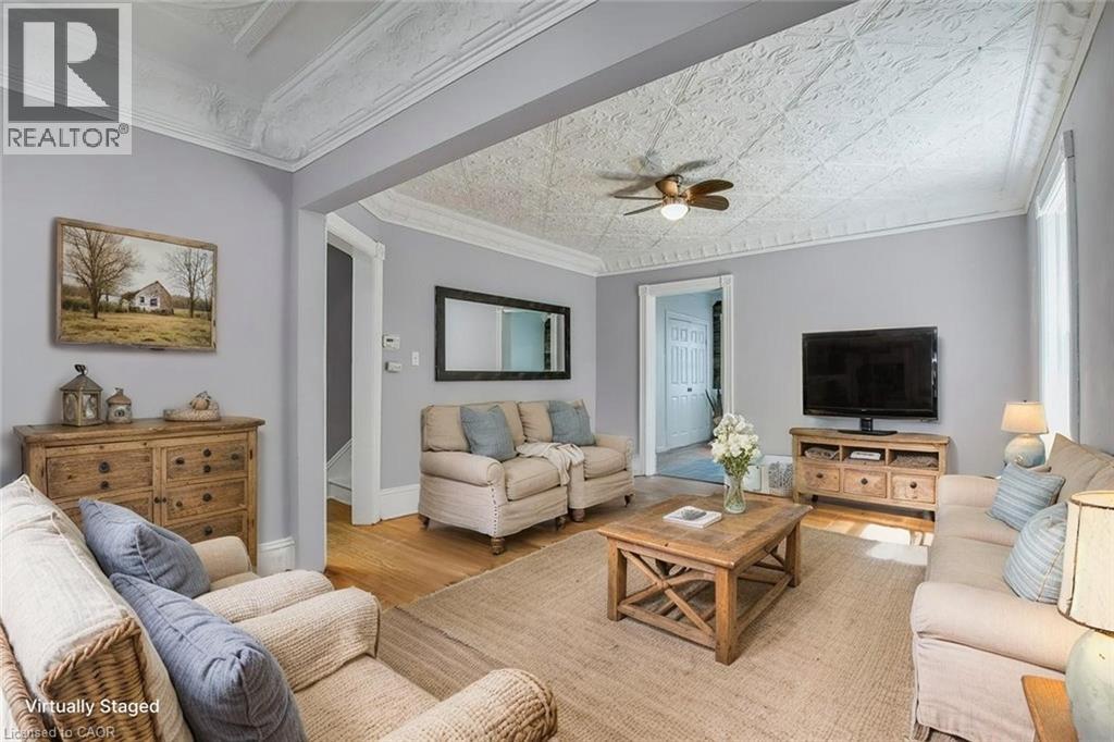 Photo 3 of 69 Bond Street, Cambridge ON