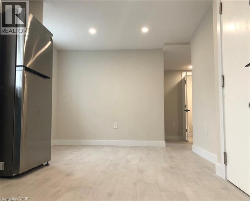 Photo 4 of 7 Chalmers Street Unit Lower, St Catharines ON
