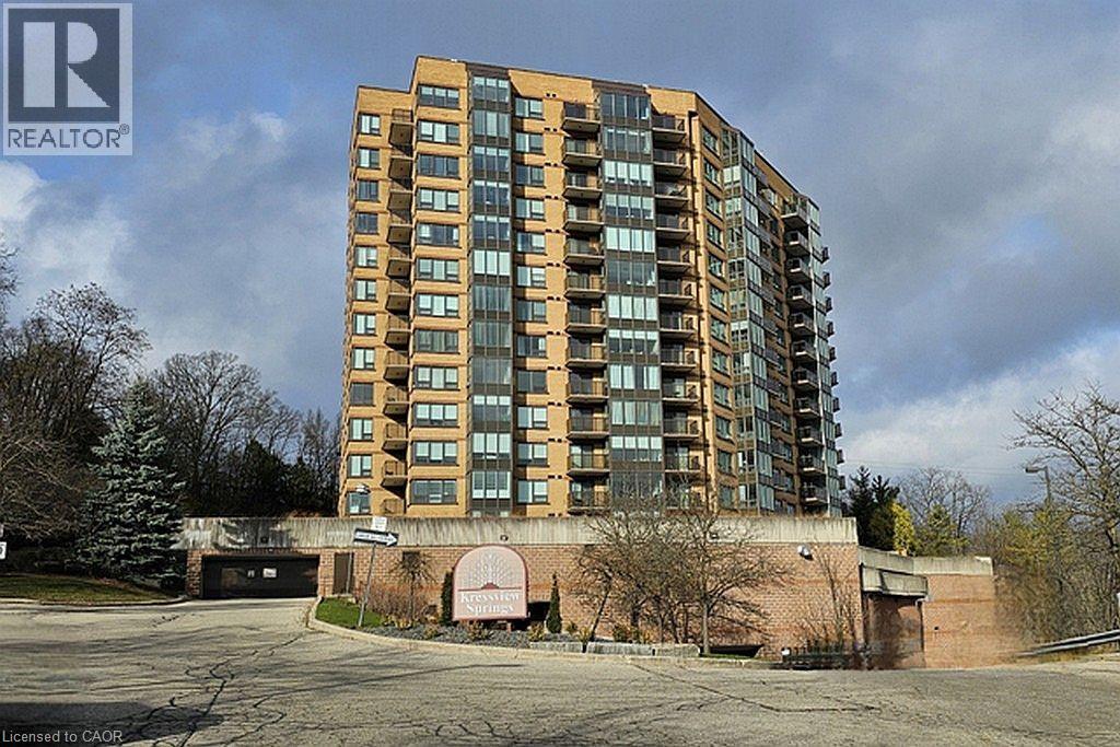 Photo 3 of 237 King Street W Unit 1004, Cambridge ON
