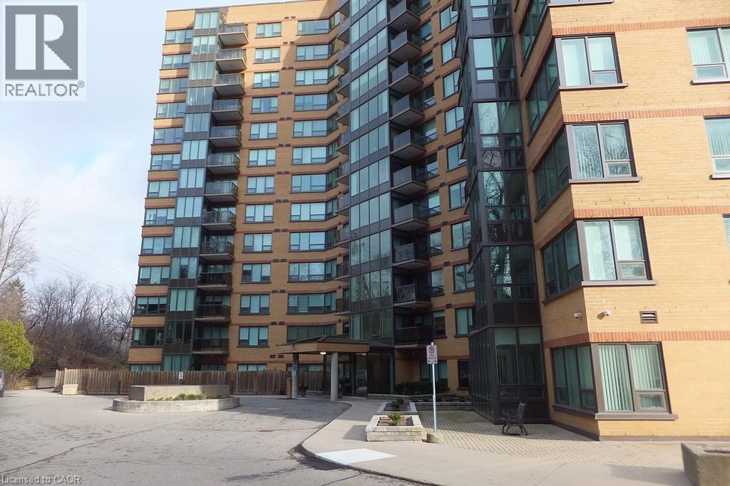 Photo 4 of 237 King Street W Unit 1004, Cambridge ON