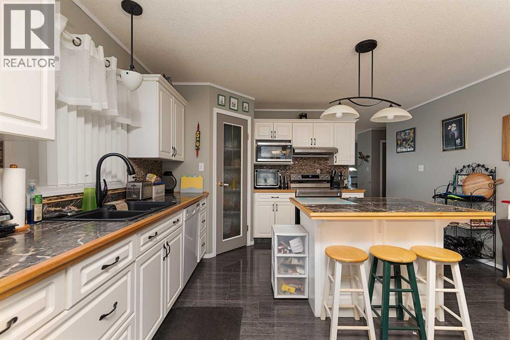 Photo 11 of 5908 41 Street, Lloydminster AB