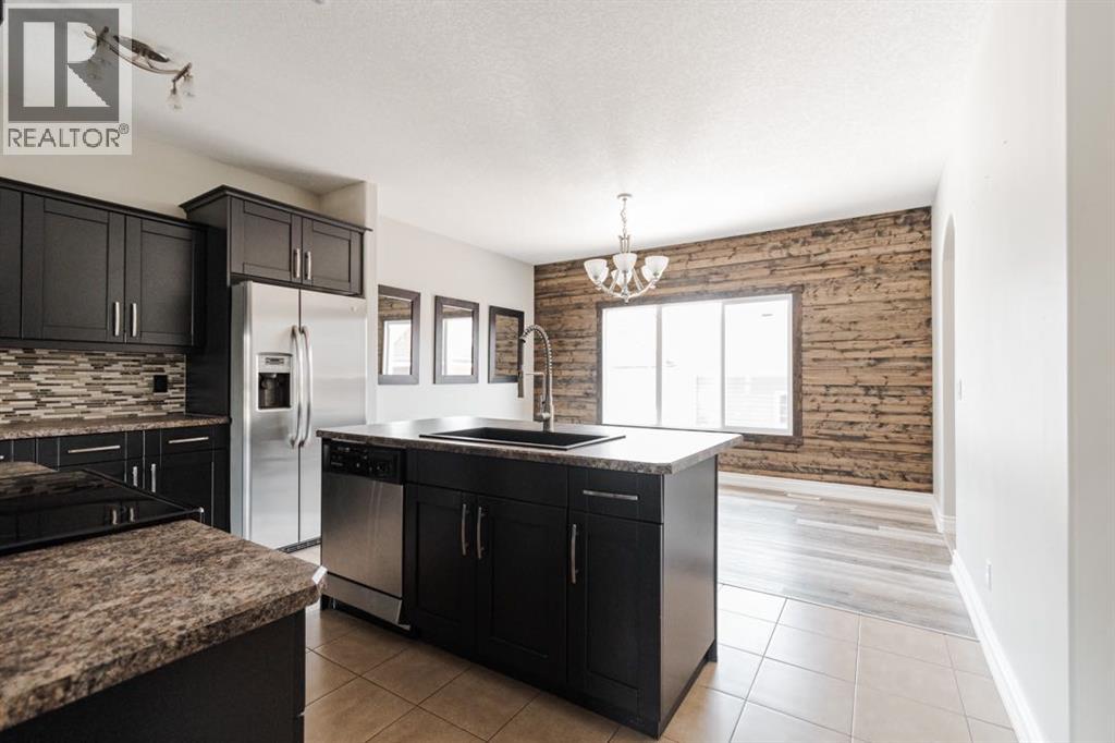 Photo 8 of 9 300 Sparrow Hawk Drive, Fort Mcmurray AB
