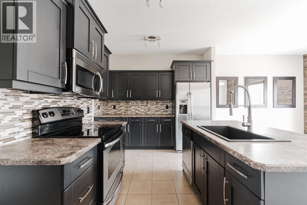 Photo 9 of 9 300 Sparrow Hawk Drive, Fort Mcmurray AB