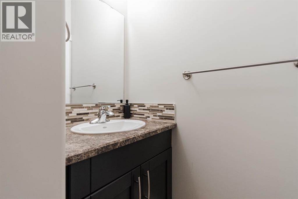 Photo 17 of 9 300 Sparrow Hawk Drive, Fort Mcmurray AB